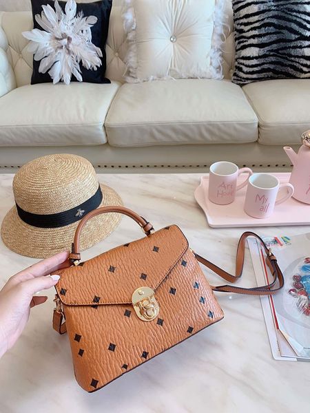 

модные женские сумки через плечо через плечо