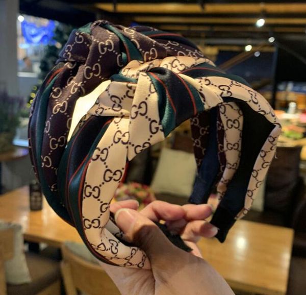 

women hairbands retro red and green striped headbands with wide border hairpin satin patchwork with foreign style knotted headband, Black;brown