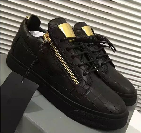 

luxury men casual shoes mens trainers brand new women sneakers with Metal decoration rivet Patent leather Double zipper high top shoes198003
