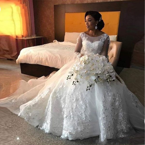 

Vestidos de casamento de bolinha cinderelladress