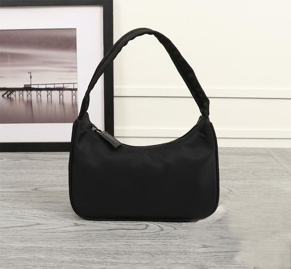 

Totes faster_fashion
