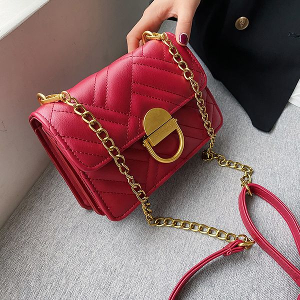 

высокое чувство мешка женщины 2020 весна нового lingge личность метал лок малого квадрат сумки моды корейского messenger плечо