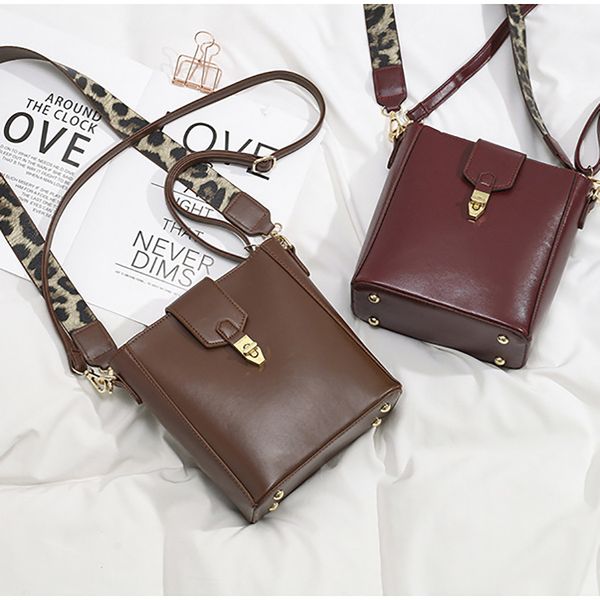 

vintage buckets bag deisgner women shoulder bags leopard strap shoulder bags pu leather ladies crossbody bag large purses