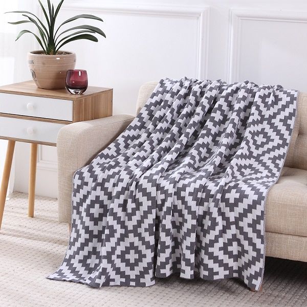 

super soft blanket to on for the sofa/bed/car portable plaids kids blankets for adults couch air conditioning knitting bedspread