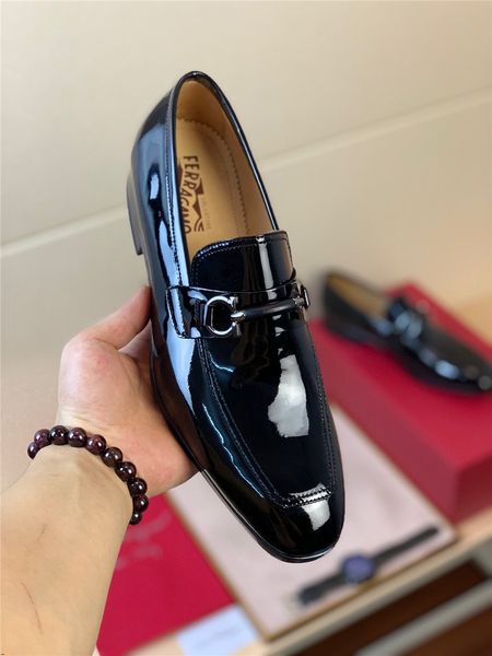 

2019 2019 crocodiles grain pointed toe wedding oxfords shoes luxury men new design casual fashion men dress leather shoes big size, Black
