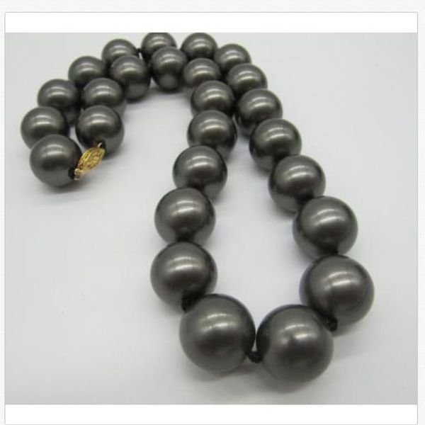

very charming 15-16mm south sea black shell pearl necklace 18inch yellow clasp, Silver