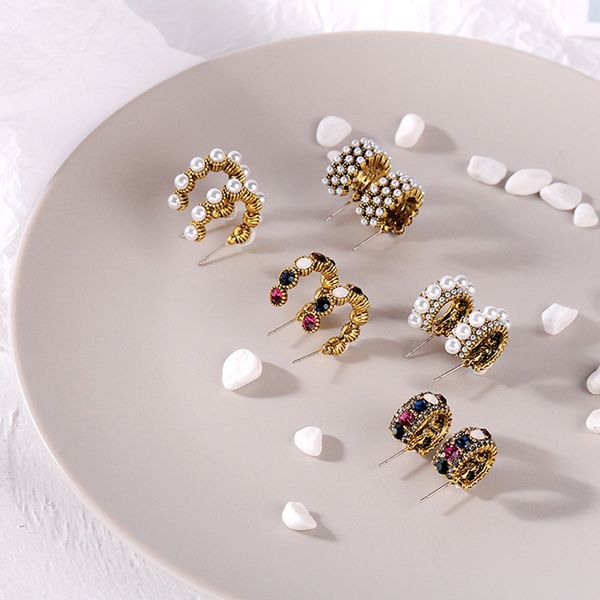 

colorful rhinestone small hoop earrings vintage simulated pearl earring white beads piercing earrings 2020 fashion women jewelry, Golden;silver