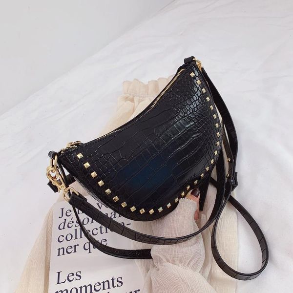 

fashion women handbag rivets wild women's shoulder bag female casual pu leather shoulder bag exquisite girls messenger