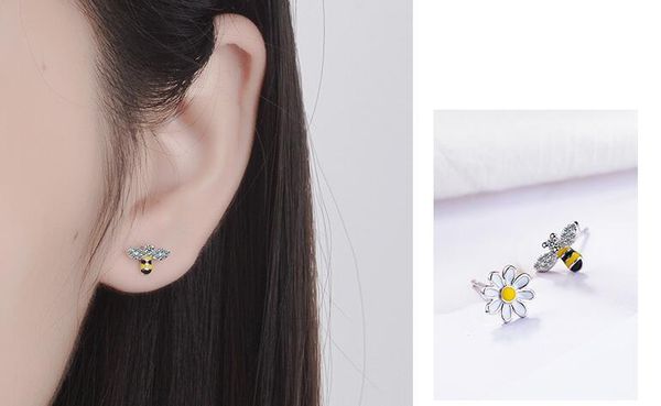 

heart eds ornament flower female korean version small fresh lovely bee asymmetric sun flower ear ornaments, Silver