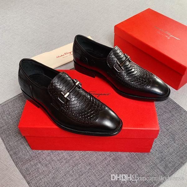 

men's shoes luxury fashion dress shoes wedding party classic shoess for man patent leather business fashion training shoes with box, Black
