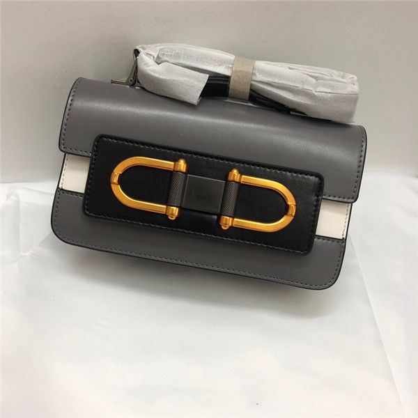 

новая мода дамы плече сумка кожа металл флип пряжки сумка случайные тенденции joker небольшой квадратный мешок