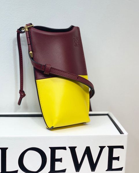 

the new lady's one-shoulder bag 7a high-end custom quality diagonal cross bag fashion trend leisure style with long shoulder strap