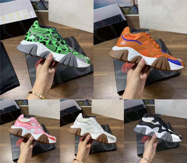 

2020 new fashion trainers shoes men women running sports sneakers gray white black lace up flat designer sport sneakers stock casual shoes