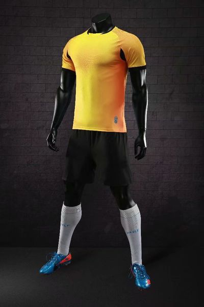 

wholesale customized men football uniforms mens kits sports clothes tracksuits discount boy football sets with shorts b20-8, Black;red