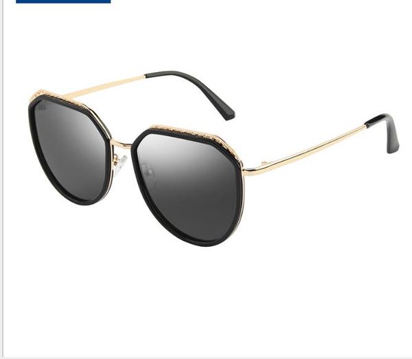 

new ladies sunglasses fashion classic trendy sunshade sunglasses, White;black