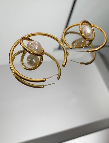 

pearl metal two layers round circle gold hoop earrings 2019 new fashion jewelry white pearl geometric earrings for women gifts, Golden;silver