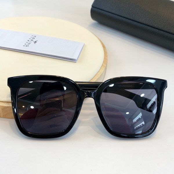 

новое качество топ 4276 мужские солнцезащитные очки, мужчины солнцезащитные очки женщин солнцезащитные очки, стиль моды защищает глаза gafas, White;black