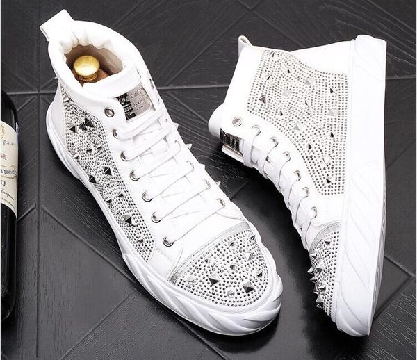 

fashion trend red thick bottom rivet men's shoes punk spikes designer sneakers men casual shoes zapatillas hombre, Black