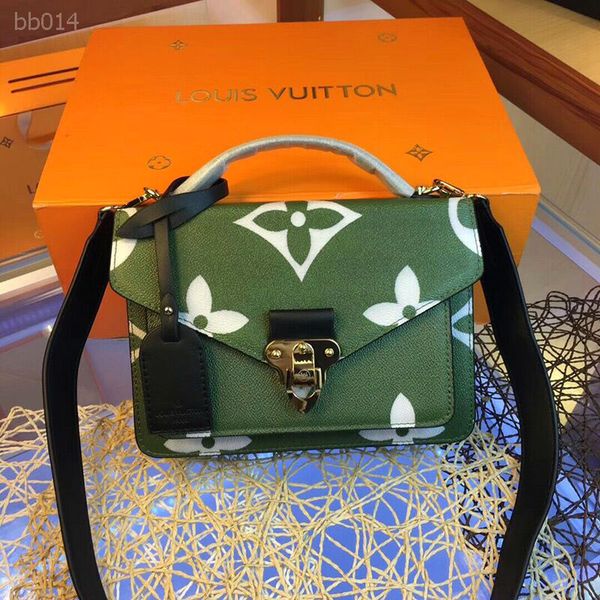 

2020 women's bag simple atmosphere shoulder bags handbags fashion women's backpack small simple small fresh student small square b