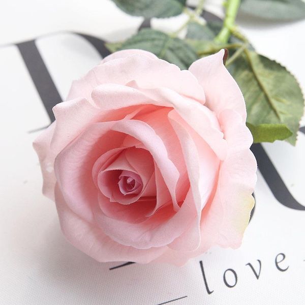 

оптовые производители держат цветы розы свадебные принадлежности высокое моделирование одной ветви розы фланель украшения дома