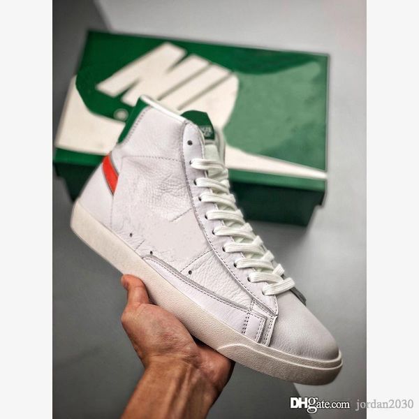 

nbmsth 2020 running shoes blazer mid mens stranger things hawkins casual shoes cj6101-100 high school white red green luxury shoes