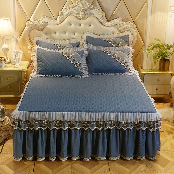 

44european luxury bedspreads and 2pcs pillowcase thick cotton bed skirt with lace edge twin  king size bedding set non-slip