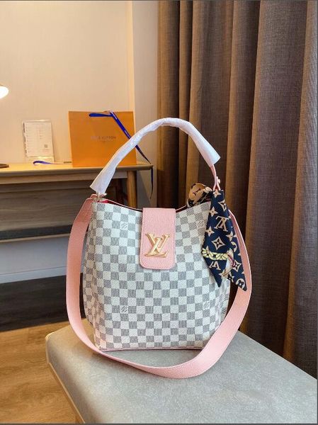 

2020 new classic wild women's classic wild leather bucket bag ladies fashion crossbody bag handbag wild backpack shoulder bag