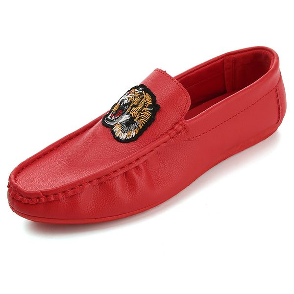 

moccasins men spring slip on flats embroidery soft leather shoes breathable lightweight driving loafers casual red shoes men, Black
