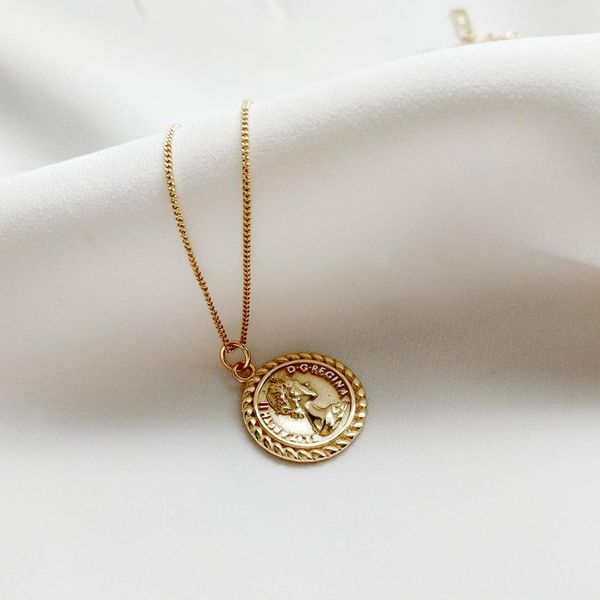 

ancient round elizabeth signet solid 925 sterling silver necklace