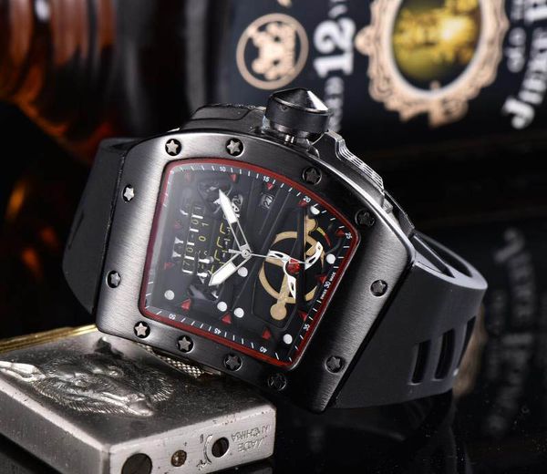 

Мода Mens Star Прямоугольные большие часы с красным резиновым циферблатом из нержаве