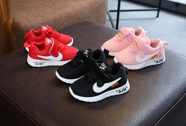 

Ténis siwchildrenswear02