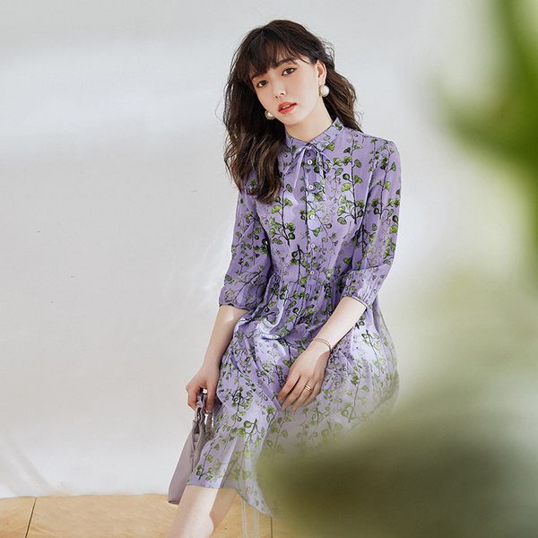 

ron too] 2020 summer new mulberry silk crepe de chine female temperament single ginkgo leaf printed silk dress, Black;gray