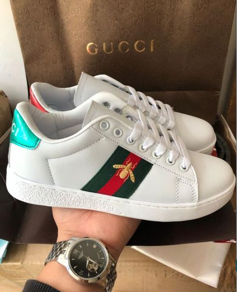 

2018 Hot Luxury Brand Leather Casual Shoes Women Men Designer Sneakers Shoes Fashion Leather Lace Up Run Away Shoe Mixed Color With Box