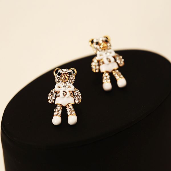 Muito bonito adorável designer de moda pequeno urso cartoon diamante strass brincos para mulher branco roxo