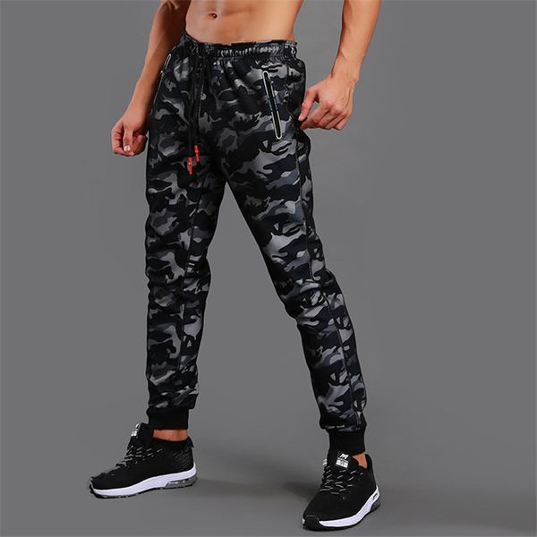 

2018 autumn new jogger camouflage gyms pants men fitness bodybuilding gyms pants runners clothing sweatpants, Black