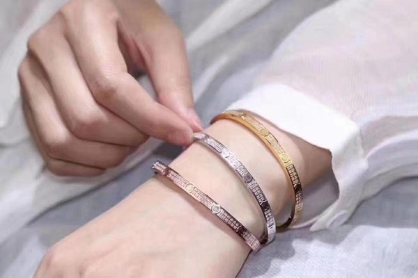 

titanium steel cubic zirconia micro paved full stone screw bracelets love bangles men women bracelet femme, Black