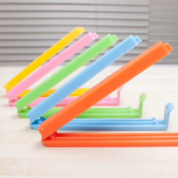 

100pcs househould food snack storage seal sealing bag clips sealer clamp food bag clips kitchen tool food close clip seal lp0186
