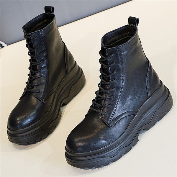 

2019 autumn and winter new boots women plus velvet heightening boots women's black short round head strap women's shoes