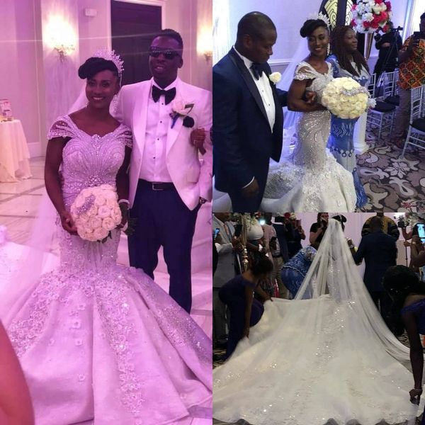 

2019 african mermaid wedding dresses v neck cap sleeve crystal beaded appliqued lace bridal gowns court train plus size wedding dress, White