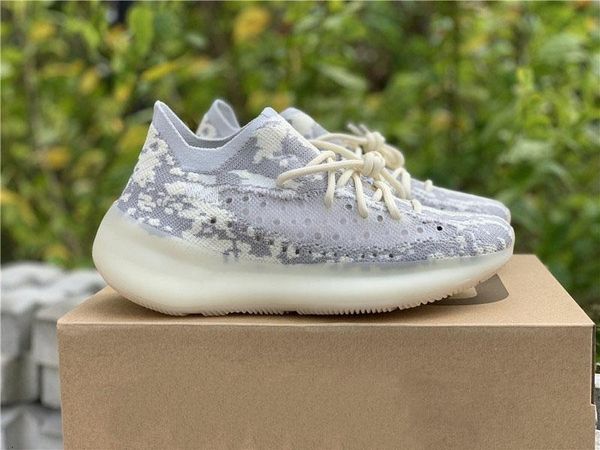 

2019 3 new kanye west v brand designer alien running black white reflective mens women mesh sport sneaker outdoor shoes