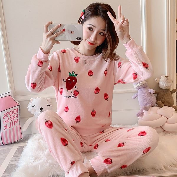 

new autumn/winter flannel pajamas suit long sleeved female sleeve warm strawberry home clothes, Black;red