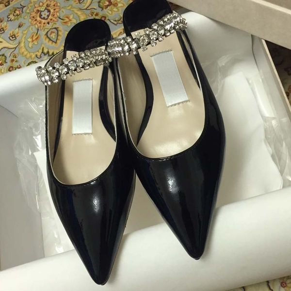 

2019 spring fashion women's flats sandal with diamond ladies designer slipper shoes in patent leather high quality !