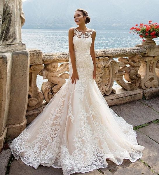 

plus size vintage mermaid full lace wedding dresses applique crew neck illusion backless beach wedding dress white mermaid bridal gowns