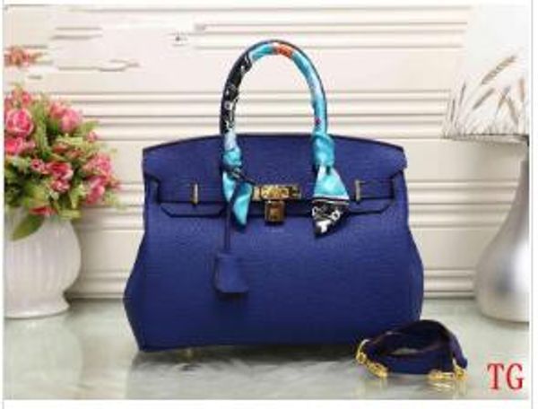 

amazing women luxury designer handbags high-end designer shoulder crossbody bags travel tote bags with lock scarf