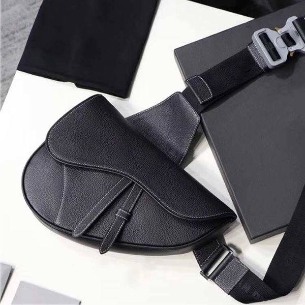 

De igner cro body bag fa hion brand addle bag tyle handbag leather women houlder bag metal letter me enger bag pur e