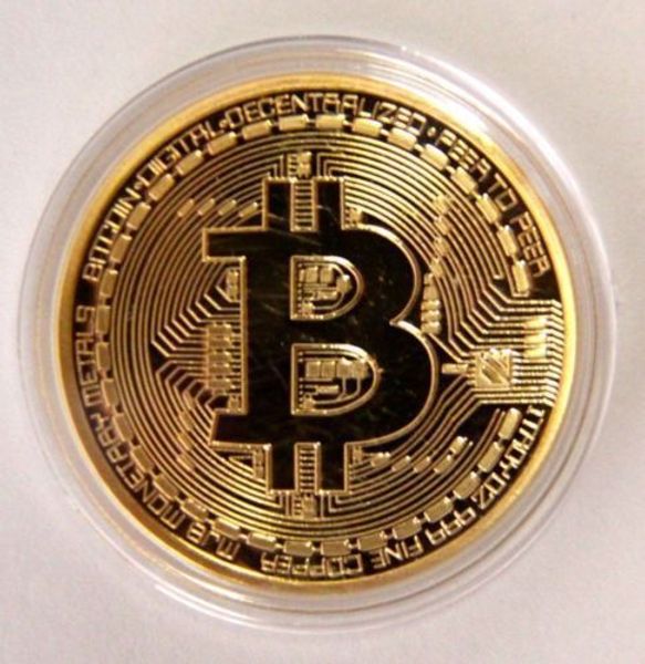 

Gold Plated Physical Bitcoins Casascius Bit Coin BTC With Case Gift Physical Metal Antique Imitation BTC Coin Art Collection 1pc