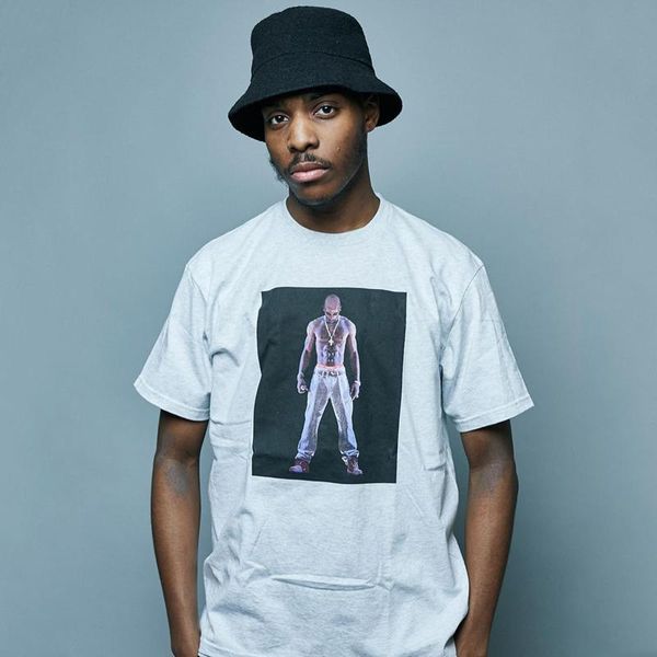 

20ss коробка с логотипом тупака голограмма рэпера 2шт тройник хип-хоп футболки улица с коротким рукавом мужчины женщины свободного покроя тр, White;black