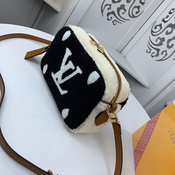 

l2 международный бренд дамы небольшой квадратный мешок мода развлекательный пакет классический шарм изысканный дизайн одежды партия бесплатн, Black;red