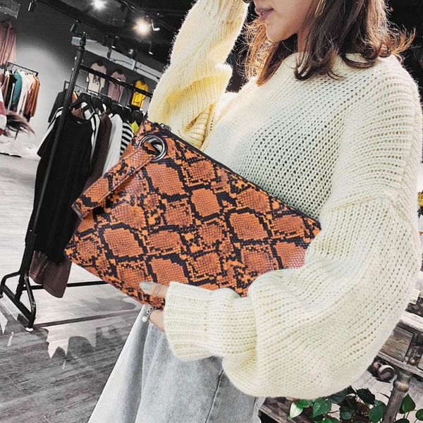 

змея печати wristlet женщины сцепления daily косметика сумки кошелек мягкая кожа pu деньги телефон чехол casual wallet 2019 горячий продавая