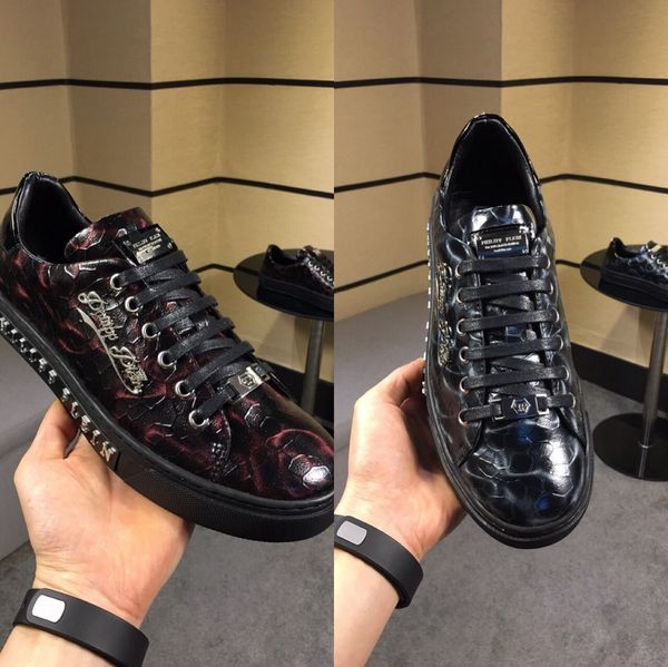 

Fa hion de igner high ca ual hoe luxury brand textured leather appliquÃ© neaker for men women ize 38 45 qh03